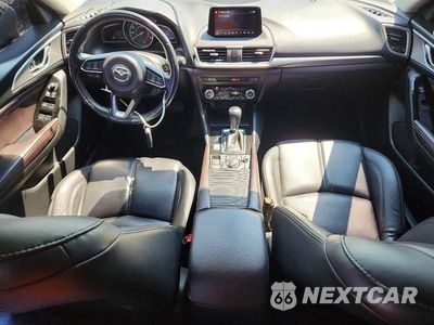Zdjęcie 8 z 12 samochodu: 2018 MAZDA 3 TOURING VIN:3MZBN1L31JM252146 - miniatura