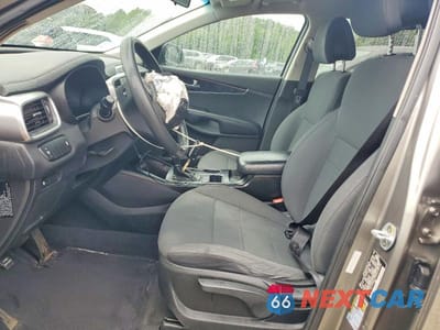 Zdjęcie 7 z 14 samochodu: 2016 KIA SORENTO LX VIN:5XYPGDA35GG148224 - miniatura