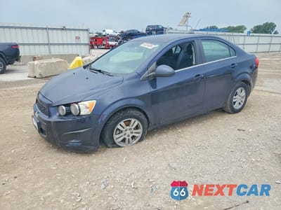 2015 CHEVROLET SONIC LT 1G1JC5SB5F4198964 - główne zdjęcie licytacji z USA - miniatura