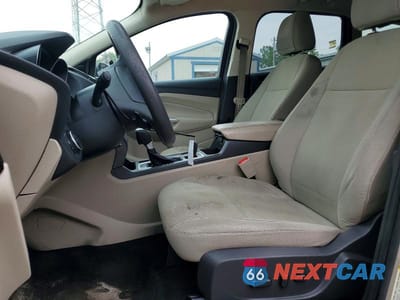 Zdjęcie 7 z 13 samochodu: 2017 FORD ESCAPE SE VIN:1FMCU0GD9HUA99637 - miniatura
