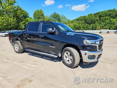 Czwarte zdjęcie samochodu z boku: 2025 RAM 1500 BIG HORN/LONE STAR VIN:1C6RRFFG7SN535330 - miniatura