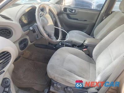 Zdjęcie 7 z 12 samochodu: 2004 HYUNDAI SANTA FE GLS VIN:KM8SC13D44U842807 - miniatura