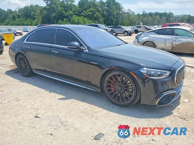 Czwarte zdjęcie samochodu z boku: 2025 MERCEDES-BENZ S 63 E PERFORMANCE VIN:W1K6G8CB4SA332110 - miniatura