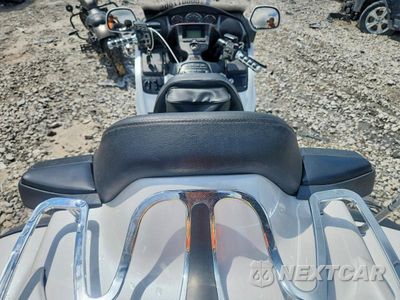 Zdjęcie 6 z 9 samochodu: 2008 HONDA GL1800 VIN:1HFSC47F78A712017 - miniatura