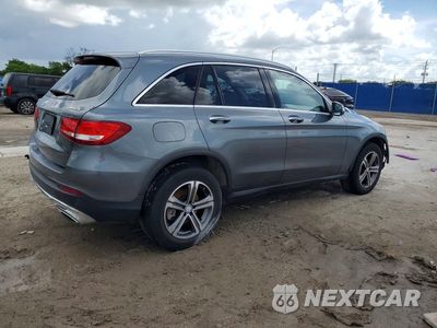 Trzecie zdjęcie samochodu z tyłu: 2017 MERCEDES-BENZ GLC 300 4MATIC VIN:WDC0G4KB5HF180841 - miniatura