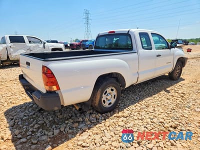 Trzecie zdjęcie samochodu z tyłu: 2015 TOYOTA TACOMA ACCESS CAB VIN:5TFTX4CN4FX050519 - miniatura