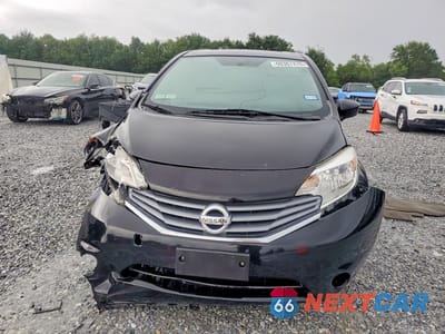 Piąte zdjęcie samochodu w środku: 2016 NISSAN VERSA NOTE SV VIN:3N1CE2CP5GL396607 - miniatura