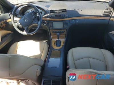 Zdjęcie 8 z 12 samochodu: 2007 MERCEDES-BENZ E 350 VIN:WDBUF56XX7B033246 - miniatura