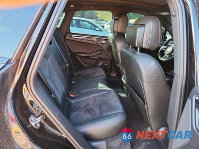 Zdjęcie 10 z 12 samochodu: 2015 PORSCHE MACAN S VIN:WP1AB2A56FLB51869 - miniatura