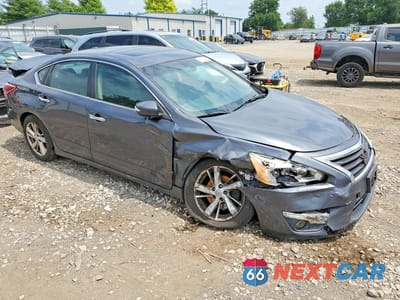 Czwarte zdjęcie samochodu z boku: 2013 NISSAN ALTIMA 2.5 VIN:1N4AL3AP9DC127882 - miniatura