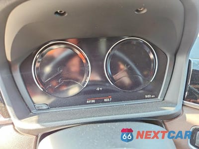 Zdjęcie 9 z 14 samochodu: 2019 BMW X1 XDRIVE28I VIN:WBXHT3C55K3H34594 - miniatura