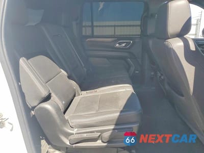 Zdjęcie 11 z 13 samochodu: 2021 CHEVROLET SUBURBAN C1500 LT VIN:1GNSCCKD0MR259212 - miniatura