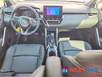 Zdjęcie 8 z 13 samochodu: 2025 TOYOTA COROLLA CROSS HYBRID XSE VIN:7MUFBABG7SV068628 - miniatura