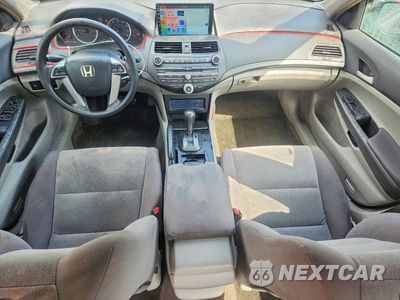 Zdjęcie 8 z 13 samochodu: 2009 HONDA ACCORD LX VIN:1HGCP263X9A170557 - miniatura