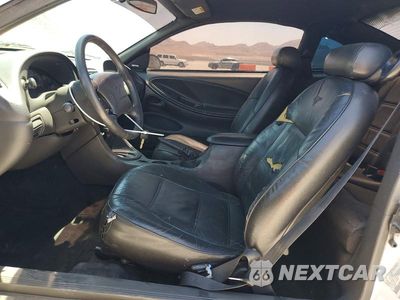 Zdjęcie 7 z 12 samochodu: 2001 FORD MUSTANG VIN:1FAFP40421F186628 - miniatura