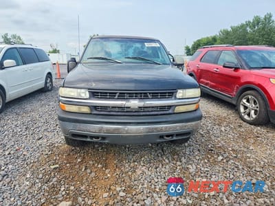 Piąte zdjęcie samochodu w środku: 2000 CHEVROLET SILVERADO K1500 VIN:1GCEK14T1YE120463 - miniatura