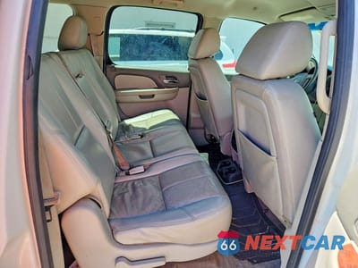 Zdjęcie 10 z 12 samochodu: 2012 GMC YUKON XL K1500 SLT VIN:1GKS2KE72CR121654 - miniatura