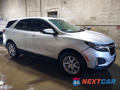 Czwarte zdjęcie samochodu z boku: 2022 CHEVROLET EQUINOX LT VIN:3GNAXKEV6NL229994 - miniatura