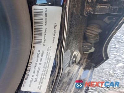 Zdjęcie 12 z 12 samochodu: 2019 MASERATI GHIBLI S VIN:ZAM57YTS3K1315932 - miniatura