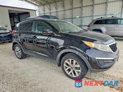 Czwarte zdjęcie samochodu z boku: 2014 KIA SPORTAGE LX VIN:KNDPBCAC0E7642624 - miniatura