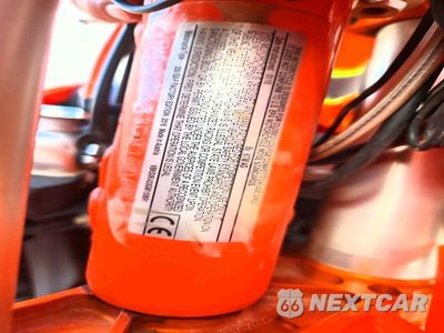 Zdjęcie 8 z 8 samochodu: 2016 KTM 250 SX-F VIN:VBKSXK433GM150691 - miniatura