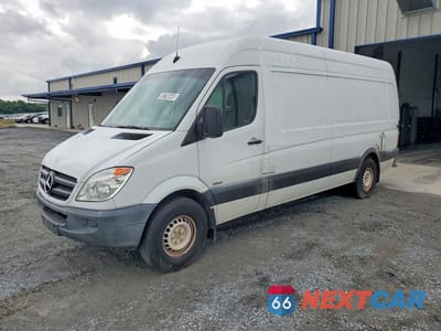 2011 MERCEDES-BENZ SPRINTER 2500 DELIVERY VAN WD3PE8CB1B5557365 - główne zdjęcie licytacji z USA - miniatura