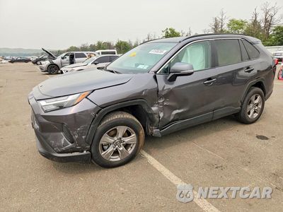 2024 TOYOTA RAV4 XLE 2T3P1RFV3RC476076 - główne zdjęcie licytacji z USA - miniatura