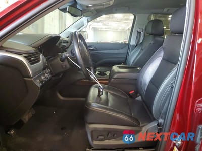 Zdjęcie 7 z 13 samochodu: 2019 CHEVROLET SUBURBAN K1500 LT VIN:1GNSKHKC3KR297327 - miniatura