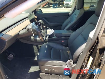 Zdjęcie 7 z 13 samochodu: 2022 TESLA MODEL Y VIN:7SAYGDEE2NF445815 - miniatura