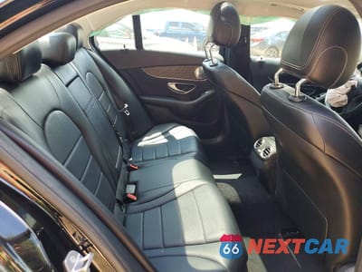 Zdjęcie 10 z 12 samochodu: 2017 MERCEDES-BENZ C 300 4MATIC VIN:55SWF4KB1HU205305 - miniatura
