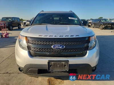 Piąte zdjęcie samochodu w środku: 2015 FORD EXPLORER SPORT VIN:1FM5K8GT5FGB31757 - miniatura