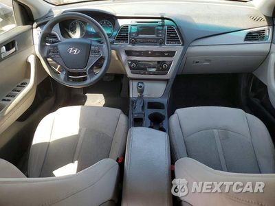 Zdjęcie 8 z 12 samochodu: 2015 HYUNDAI SONATA SE VIN:5NPE24AF9FH039806 - miniatura