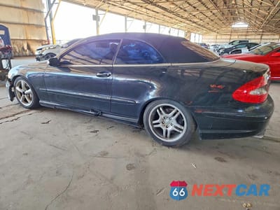 Drugie zdjęcie samochodu z przodu: 2004 MERCEDES-BENZ CLK 55 AMG VIN:WDBTK76G44T031677 - miniatura