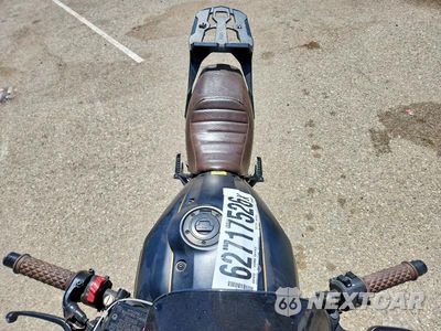 Piąte zdjęcie samochodu w środku: 2016 YAMAHA XSR900 C VIN:JYARN47Y9GA000400 - miniatura