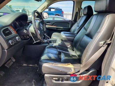 Zdjęcie 7 z 13 samochodu: 2007 CHEVROLET TAHOE K1500 VIN:1GNFK130X7J377680 - miniatura