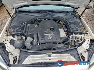 Zdjęcie 11 z 12 samochodu: 2016 MERCEDES-BENZ C 300 4MATIC VIN:55SWF4KB9GU174304 - miniatura