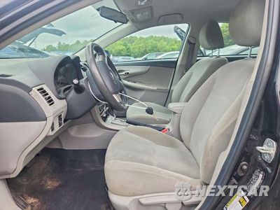 Zdjęcie 7 z 12 samochodu: 2012 TOYOTA COROLLA LE VIN:2T1BU4EE6CC853313 - miniatura