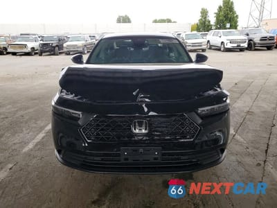 Piąte zdjęcie samochodu w środku: 2026 HONDA ACCORD LX VIN:1HGCY1F26TA041706 - miniatura