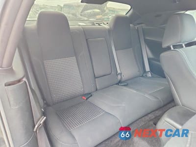 Zdjęcie 10 z 12 samochodu: 2019 DODGE CHALLENGER SXT VIN:2C3CDZAG6KH525259 - miniatura