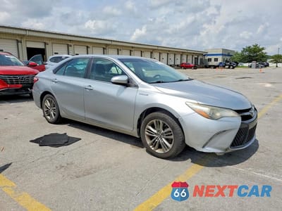 Czwarte zdjęcie samochodu z boku: 2015 TOYOTA CAMRY HYBRID SE VIN:4T1BD1FK6FU151675 - miniatura