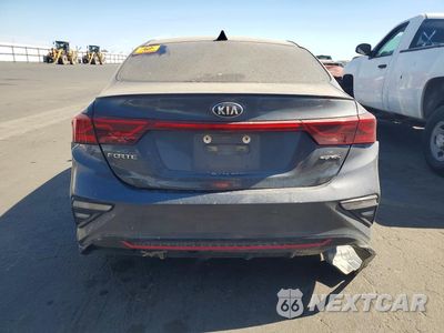 Zdjęcie 6 z 12 samochodu: 2020 KIA FORTE GT LINE VIN:3KPF34AD7LE249692 - miniatura