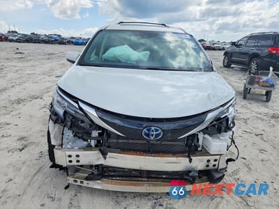 Piąte zdjęcie samochodu w środku: 2022 TOYOTA SIENNA LIMITED 7-PASSENGER VIN:5TDZSKFC9NS059678 - miniatura