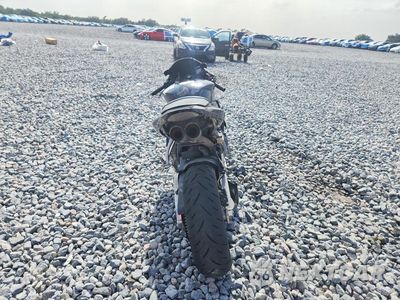 Czwarte zdjęcie samochodu z boku: 2012 HONDA CBR600 RR VIN:JH2PC4000CK501208 - miniatura