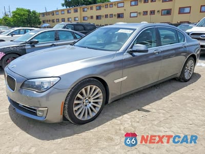 2013 BMW 750 LI WBAYE8C51DDE22285 - główne zdjęcie licytacji z USA - miniatura
