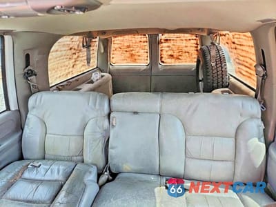 Zdjęcie 10 z 13 samochodu: 1998 CHEVROLET SUBURBAN K1500 VIN:1GNFK16R2WJ326084 - miniatura