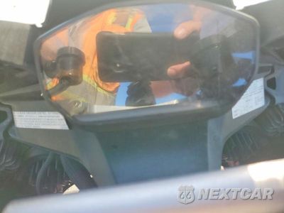 Zdjęcie 7 z 8 samochodu: 2024 DUCATI PANIGALE V2 VIN:ZDMHAATWXRB014631 - miniatura