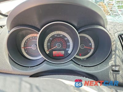 Zdjęcie 9 z 12 samochodu: 2011 KIA FORTE EX VIN:KNAFU4A22B5886542 - miniatura