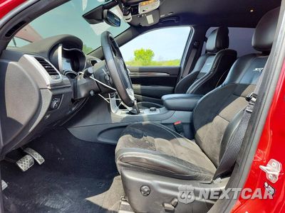 Zdjęcie 7 z 13 samochodu: 2021 JEEP GRAND CHEROKEE SRT-8 VIN:1C4RJFDJ8MC719642 - miniatura