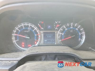 Zdjęcie 9 z 12 samochodu: 2018 TOYOTA 4RUNNER SR5 PREMIUM VIN:JTEBU5JR5J5550446 - miniatura