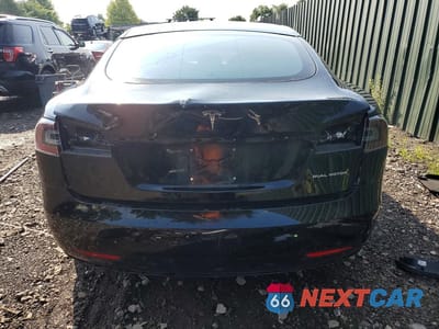Zdjęcie 6 z 13 samochodu: 2021 TESLA MODEL S VIN:5YJSA1E24MF426237 - miniatura
